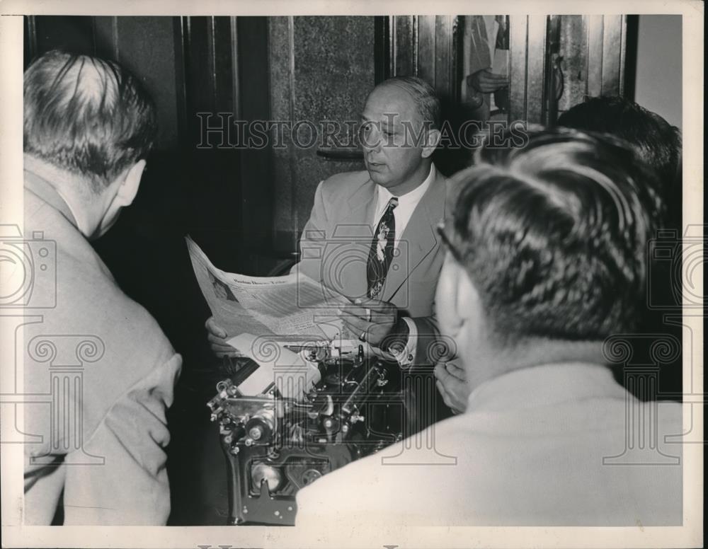 1946 Press Photo D.C. John Maradon at Senate investigations - Historic Images