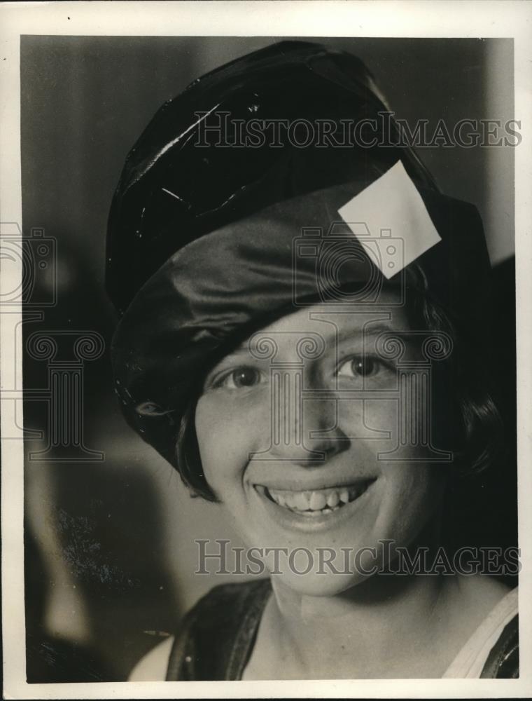 1928 Press Photo Betty Brown Age 12 High School Graduate Instructor to Class - Historic Images