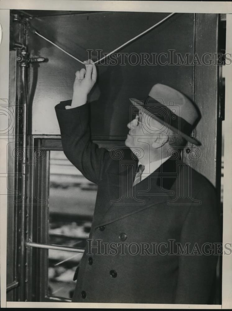 1935 Press Photo Harold Tehez - Historic Images