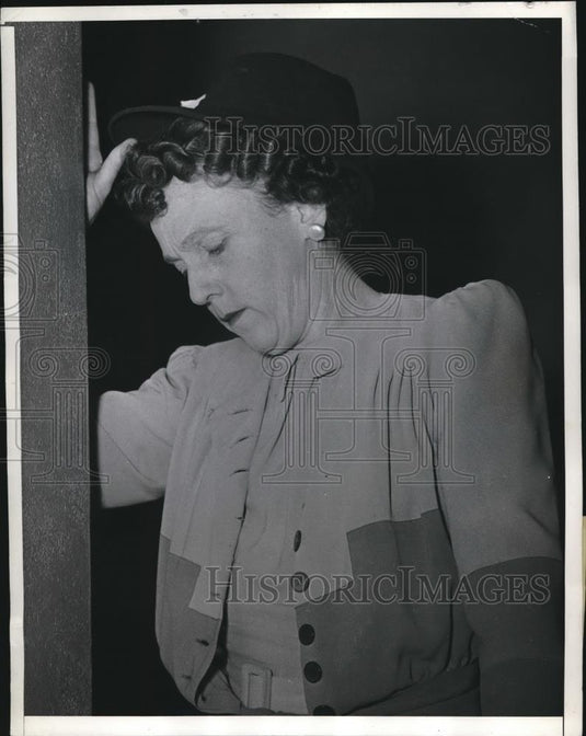 1941 Press Photo Rosa Richards appearing in court & denied annulment - Historic Images