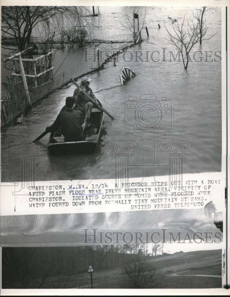 1956 Press Photo Charleston W Virginia Flash Flood Tyler Mountain Area - Historic Images