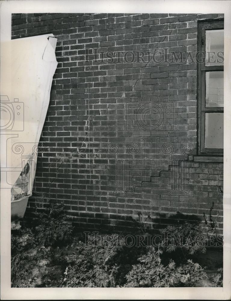 1941 Press Photo LaGuardia Airport Administration Building Settling Damage - Historic Images