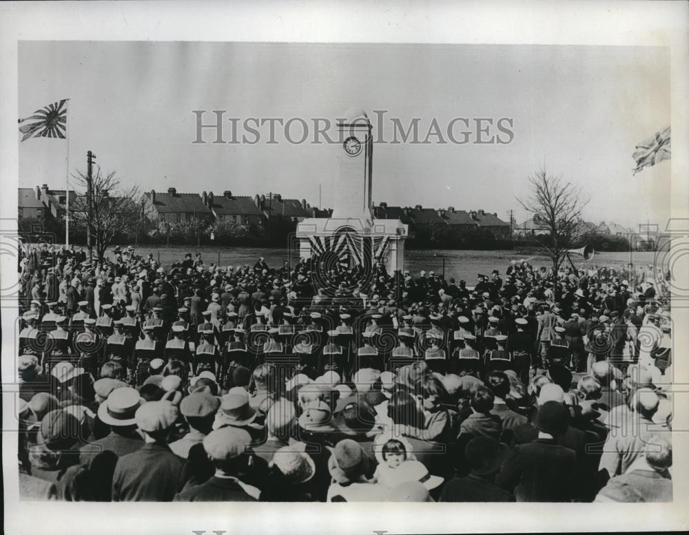 1934 Press Photo Unveiling the Clock Tower erected in Guillingham, Kent, England - Historic Images