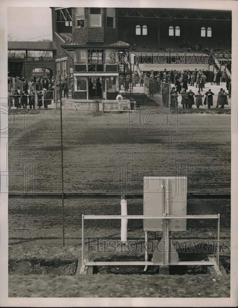 1936 Press Photo new Magic Eye device used to determine close horse races - Historic Images