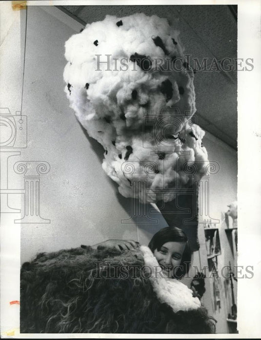 1973 Press Photo New York 350 Ice Cream Cone Roger Peskins - neb89388 - Historic Images