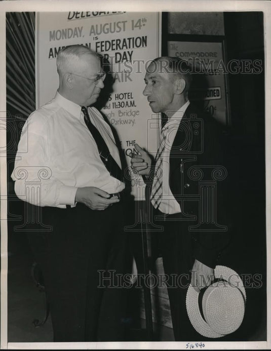 1939 Press Photo Robert Finch, Fred Seellner, Federation of Labor convention, NY - Historic Images