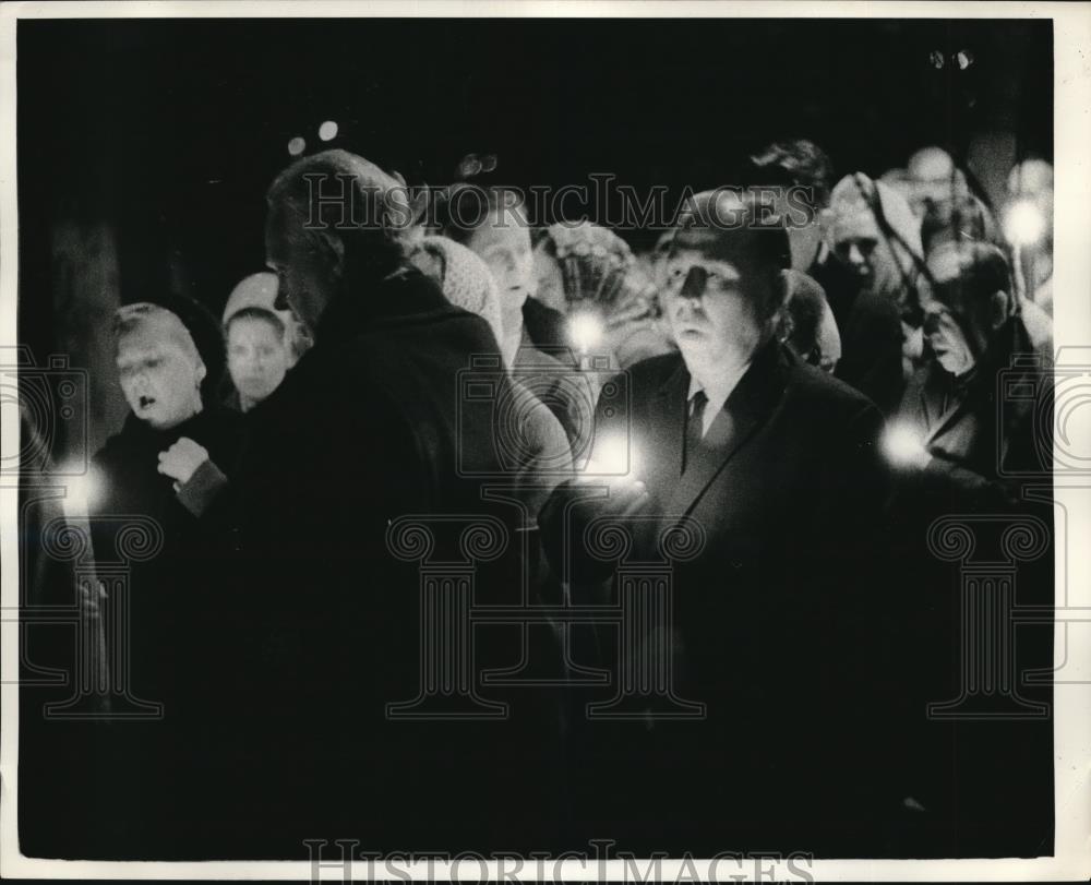 1969 Press Photo Orthodox Russians celebrate Easter holiday - neb89879 - Historic Images