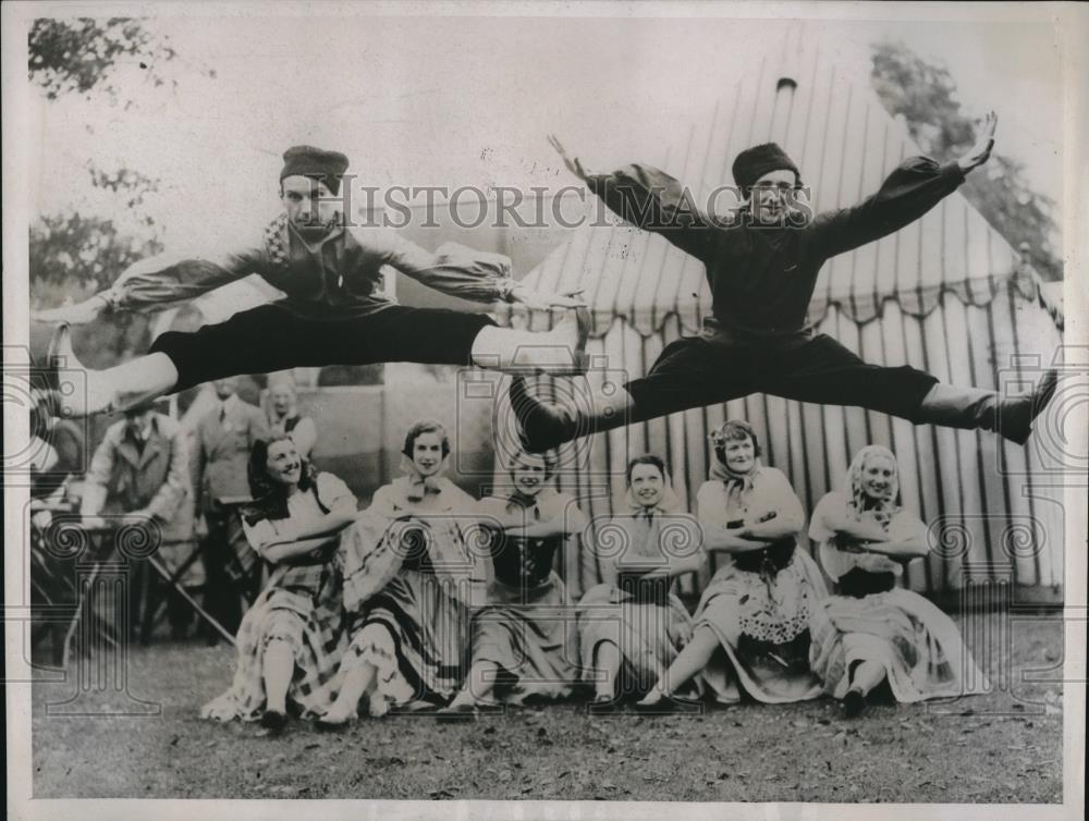 1937 Press Photo Members of &quot;Balalalika&quot; Party in London Actors Orphanage - Historic Images