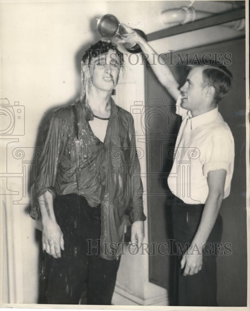 1938 Press Photo Kent university students production of &quot;Hell Bent for Heaven&quot; - Historic Images