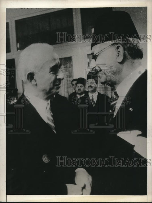 1939 Press Photo Yalova, Turkey Pres.Gen. Ismet Inonu & Egyptian Yehia Pasha - Historic Images