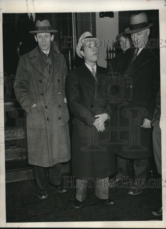 1933 Press Photo Irving Genatt Robbery Attempt - Historic Images
