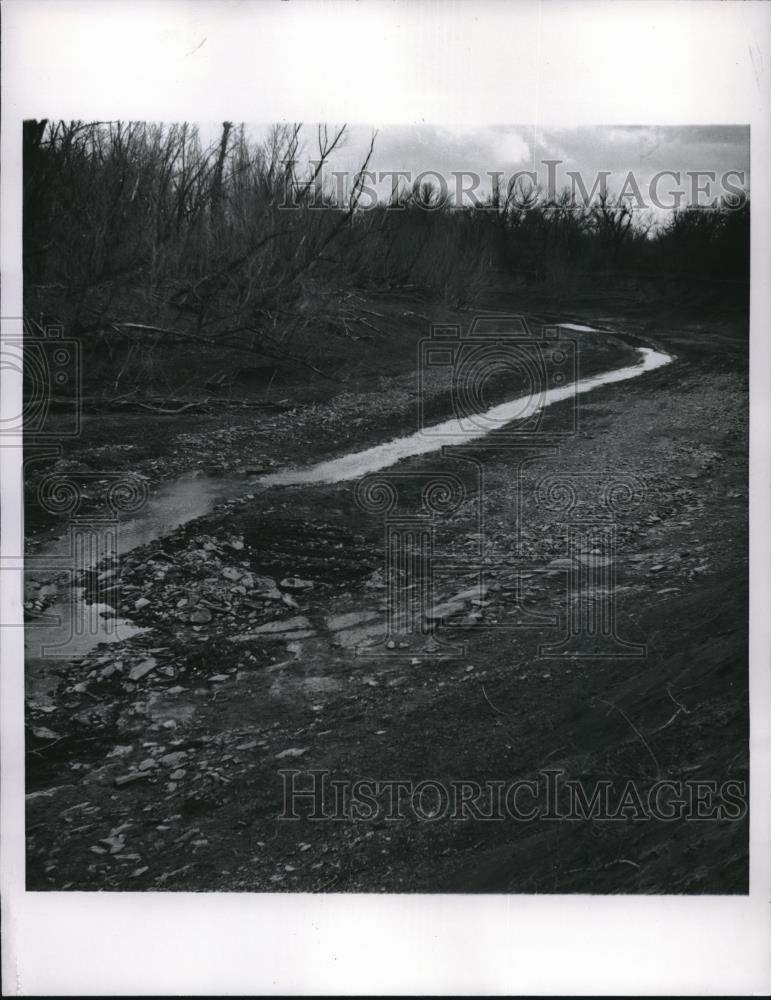 1957 Press Photo Neisho River Principal Water Source Parsons Kansas - Historic Images