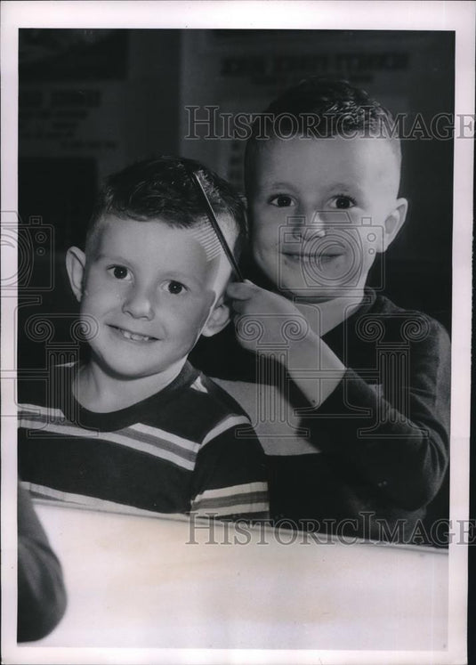 1952 Press Photo Joel & James Arcuri after hair barbering - Historic Images