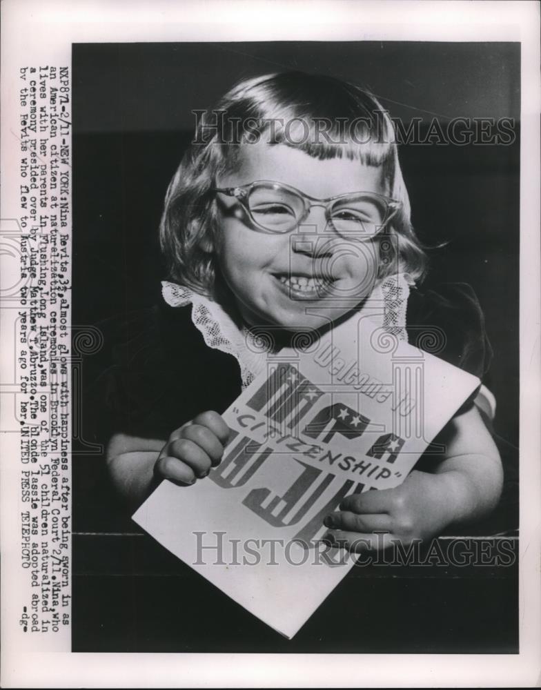 1964 Press Photo Nina Revits Age 3 1/2 Becoming American Citizen - Historic Images