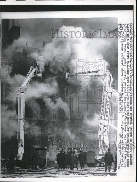 1960 Press Photo 4 Story Building Unsold Christmas Toys Fed the Fire - Historic Images
