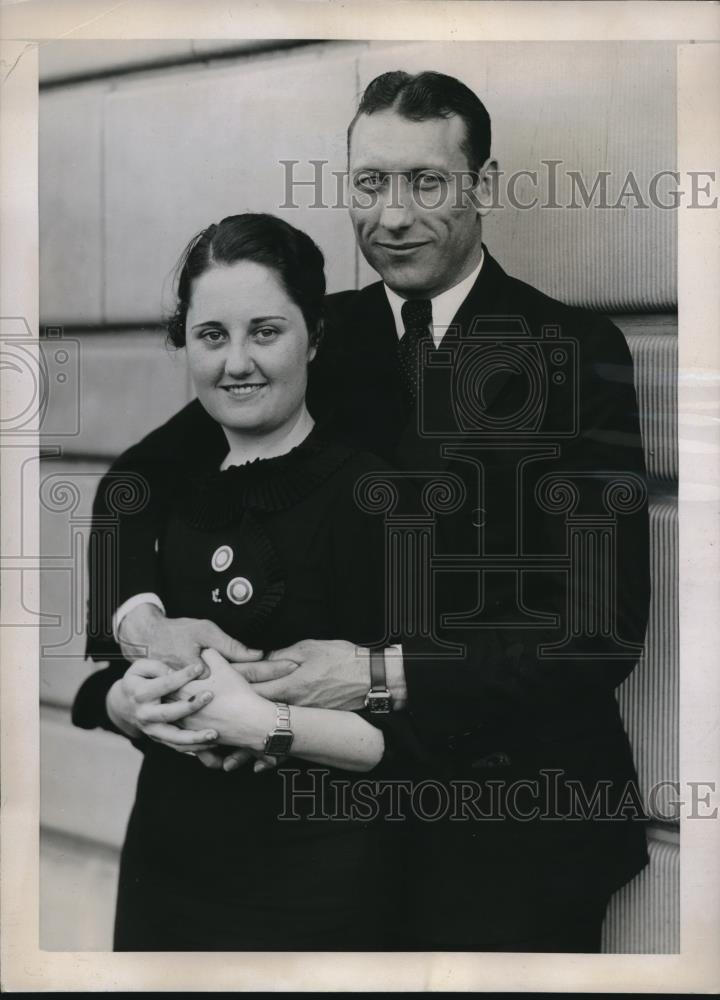 1937 Press Photo Mr &amp; Mrs Glenn Cunningham Expecting Child - Historic Images