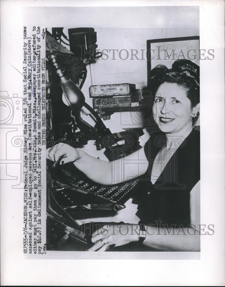 1953 Press Photo Jackson, Miss, Mrs Mary Cain, judge ruled she must pay SS taxes - Historic Images