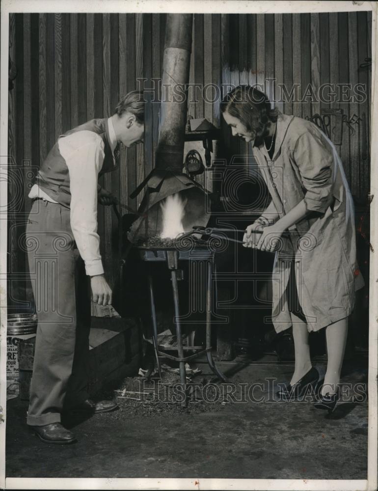 1940 Press Photo George mason, Mr. Mason Miss Evelyn Lee - Historic Images