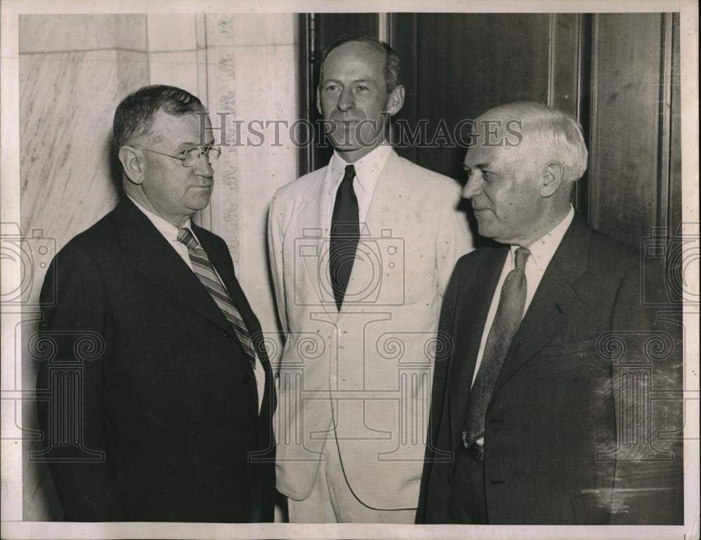 1935 Press Photo Secretary of Interior Harold Ickes, Senator Millard Tydings - Historic Images