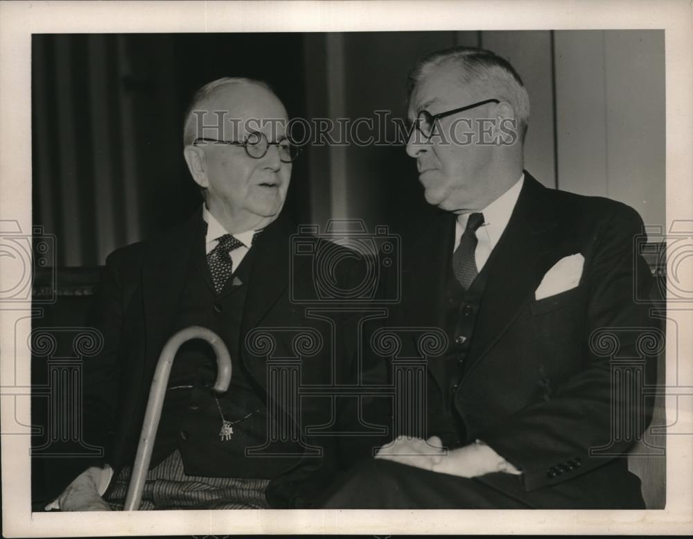 1939 Press Photo Henry Earle Riggs &amp; Donald H. Sawyer of Engineers Society - Historic Images