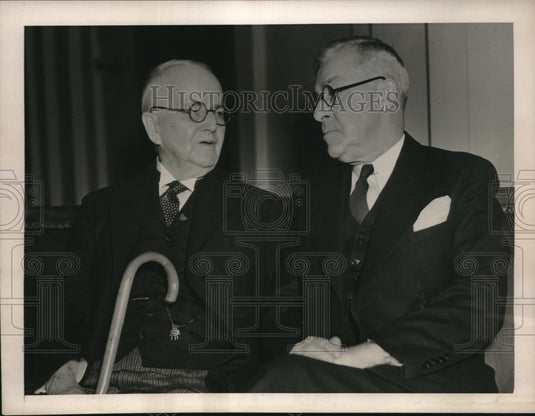 1939 Press Photo Henry Earle Riggs & Donald H. Sawyer of Engineers Society - Historic Images