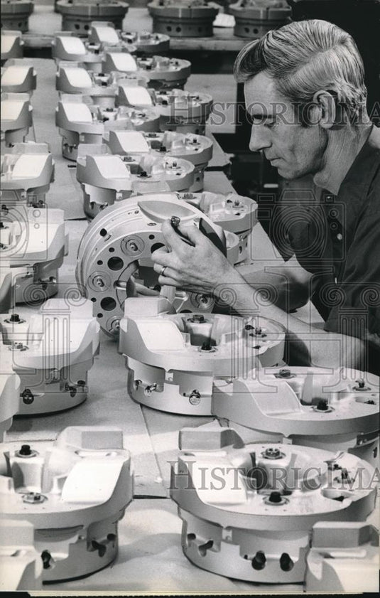 Press Photo Scene from the Goodyear Aerospace Corporation plant in Akron, Ohio - Historic Images
