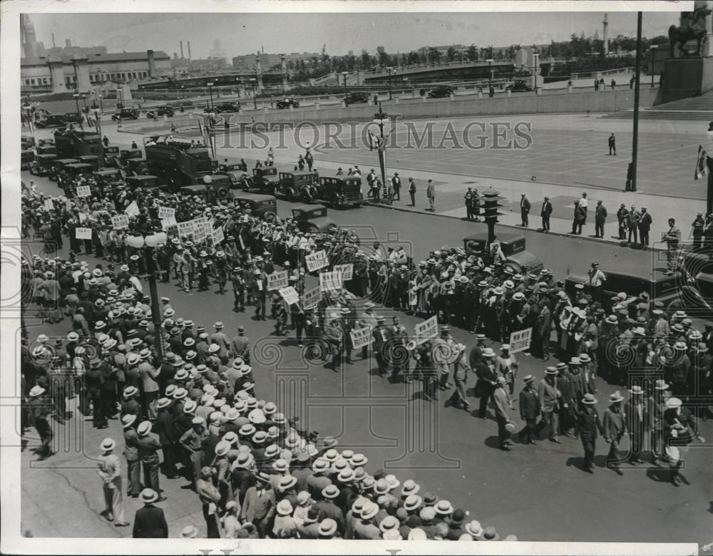 1932 Press Photo Governor Ritchie of Maryland Greeted in Chicago - neb88682 - Historic Images