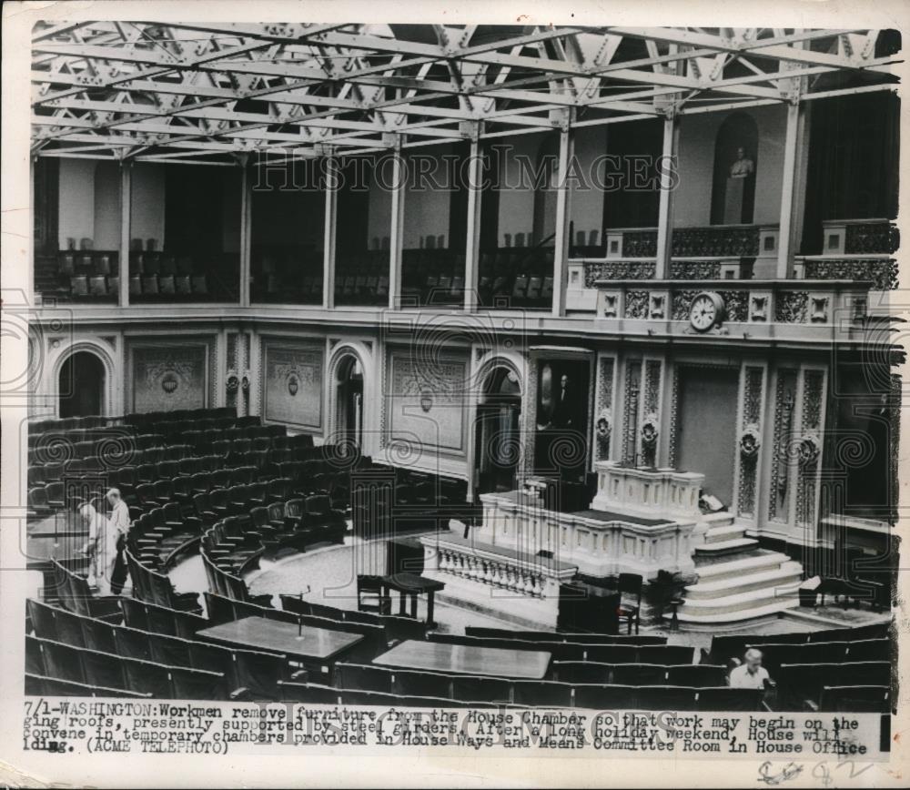 1949 Press Photo Workmen at House Chamber to repair roofs - neb87850 - Historic Images