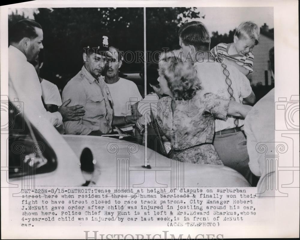 1951 Press Photo Police Chief Ray Hunt, Mrs. Edward Sharkus, Street Closed - Historic Images