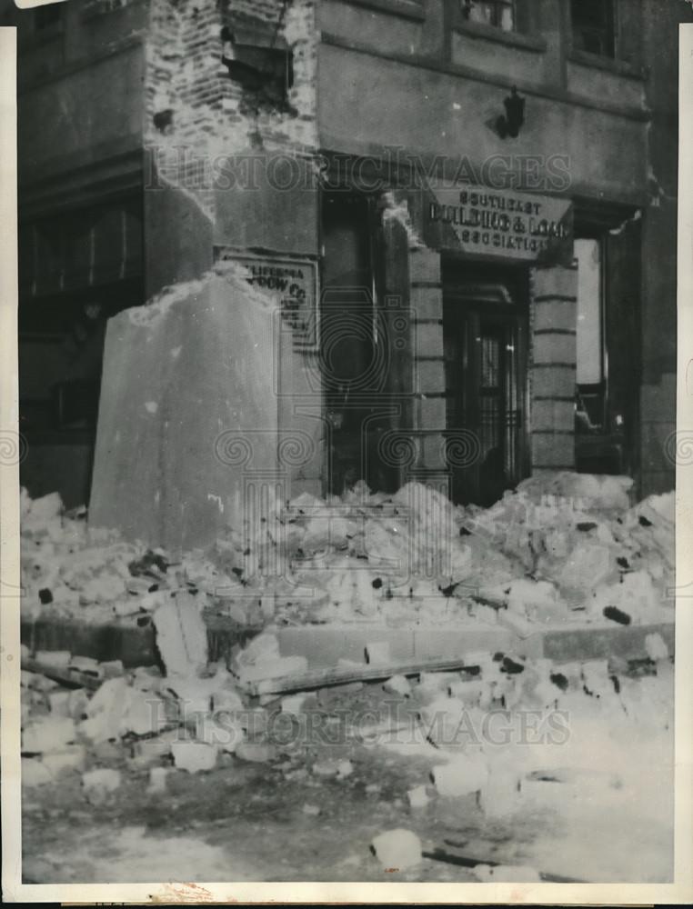 1933 Press Photo Walnut Park, Calif. earthquake damage to Loan Assoc bldg - Historic Images