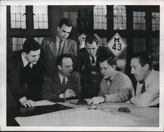 1948 Press Photo Classroom in Yale's Study of Road Congestion Using Toy Cars - Historic Images