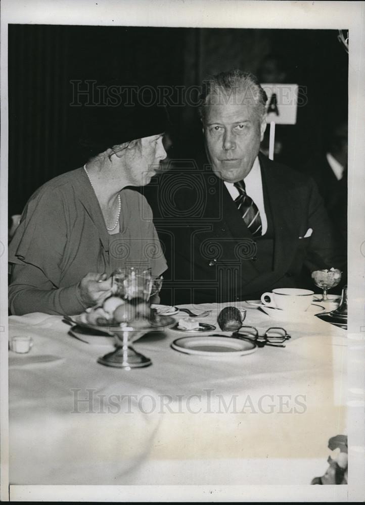 1933 Press Photo Mrs. Winthrop Aldrich &amp; Myron Taylor at Final Report Luncheon - Historic Images