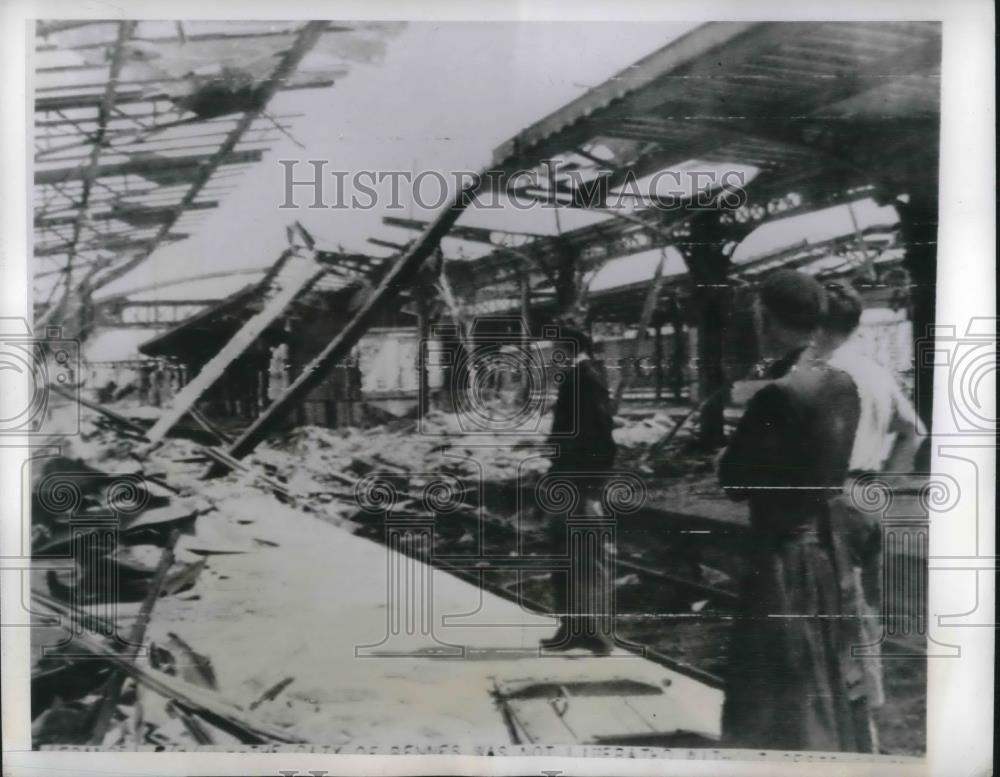 1944 Press Photo Remnes, France RR station destroyed by Germans - Historic Images