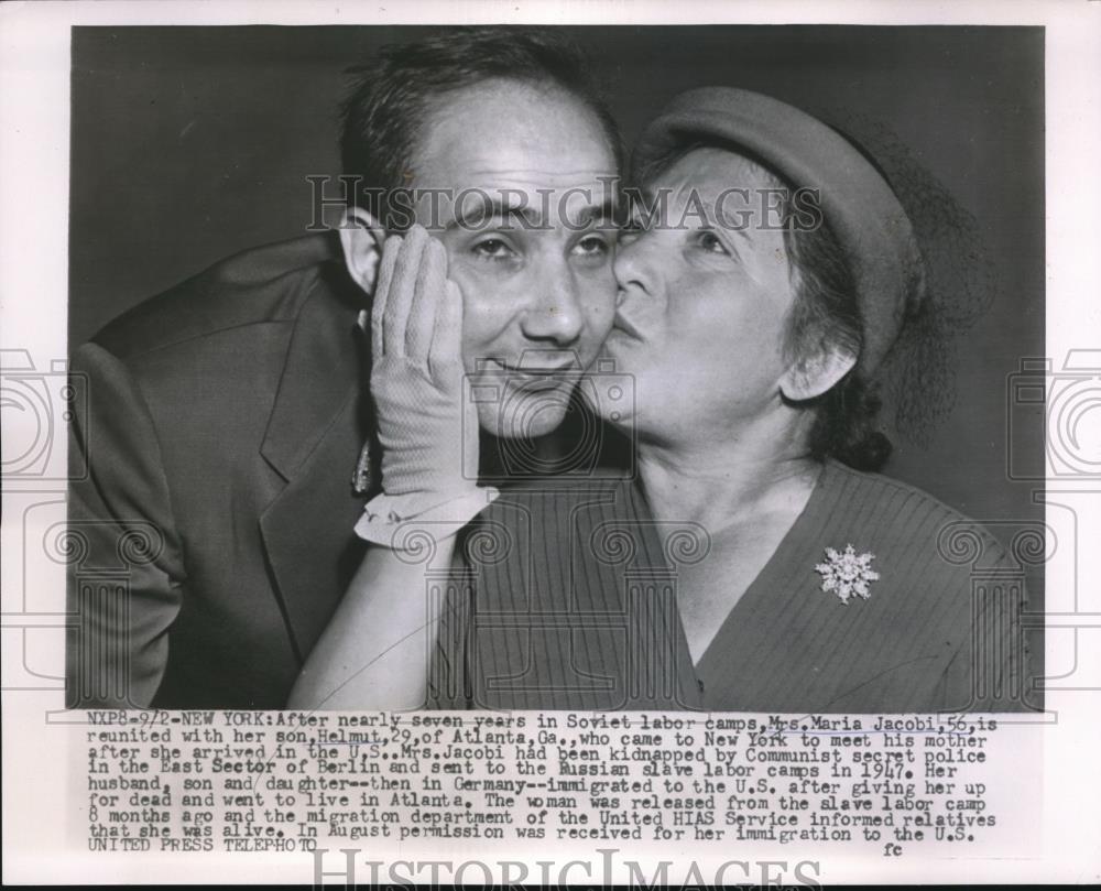 1954 Press Photo Mrs. Maria Jacobi, 56, with her son, Helmut, 29 - Historic Images