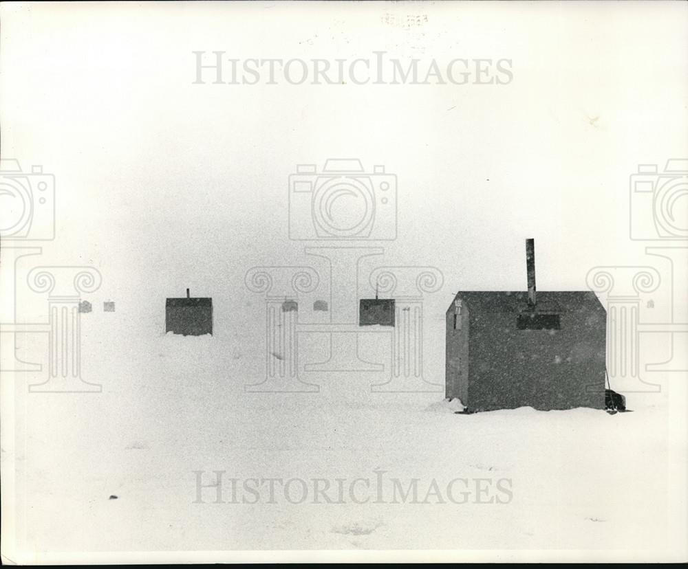 1973 Press Photo Ice Shanties At Put-In-Bay - Historic Images