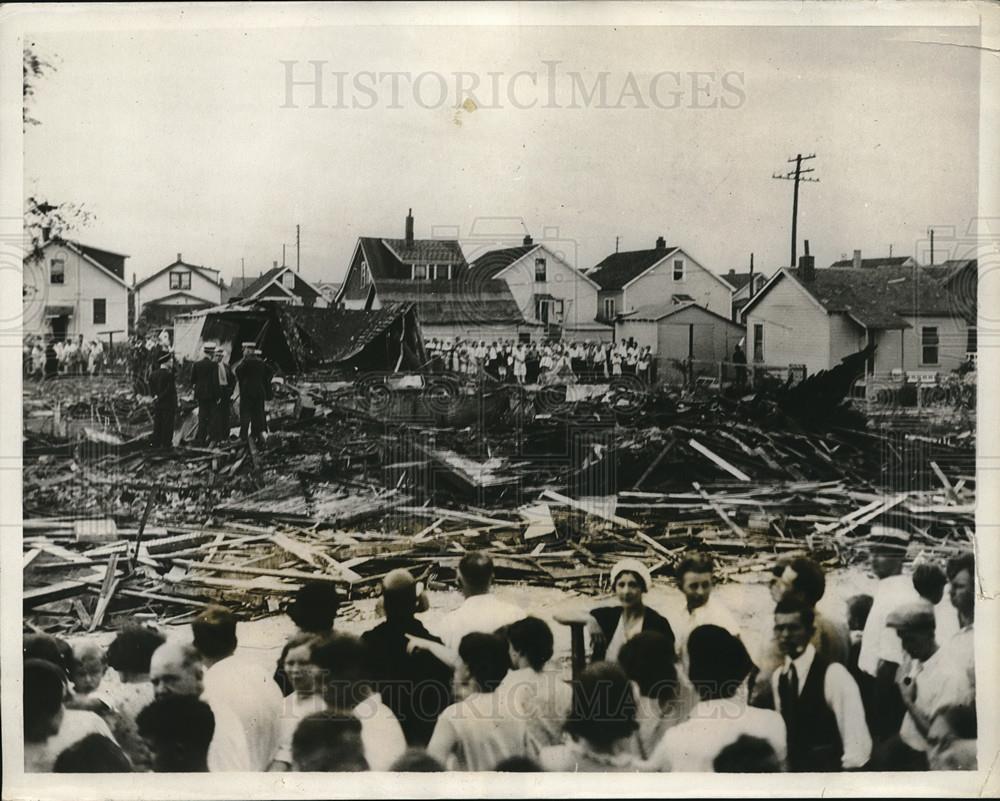 1931 Press Photo Mysterious Explosion Wrecks Detroit Neighborhood - neb72808 - Historic Images