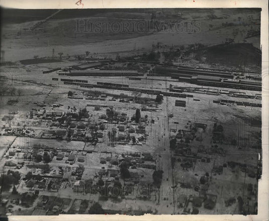 1938 Press Photo View Of Small Town Near Riverside, CA Flooded By Heavy Rain - Historic Images