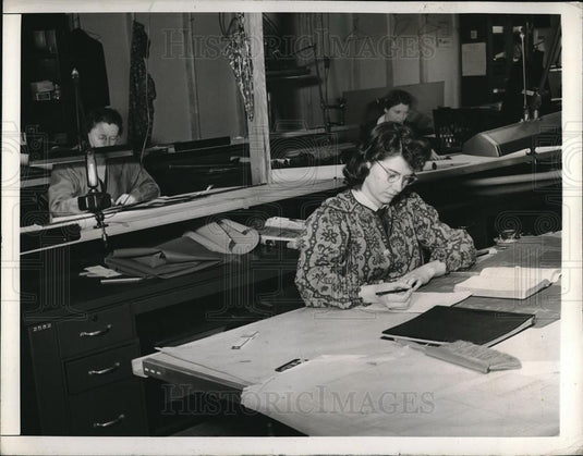 1942 Press Photo Jane Root,Frances Jackson & Rose Ondrey Female Draftsmen - Historic Images