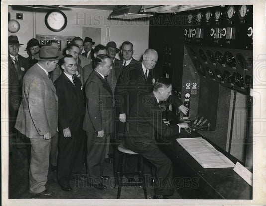 1942 Press Photo Mayor John Berry, Clifford Gildersleeve, Walter Beam Dr Lewis - Historic Images