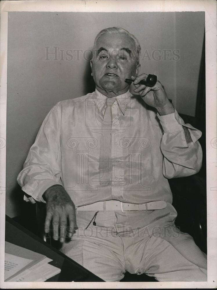 1935 Press Photo Sen. George Norris (R-Neb.) celebrating his 74th birthday - Historic Images