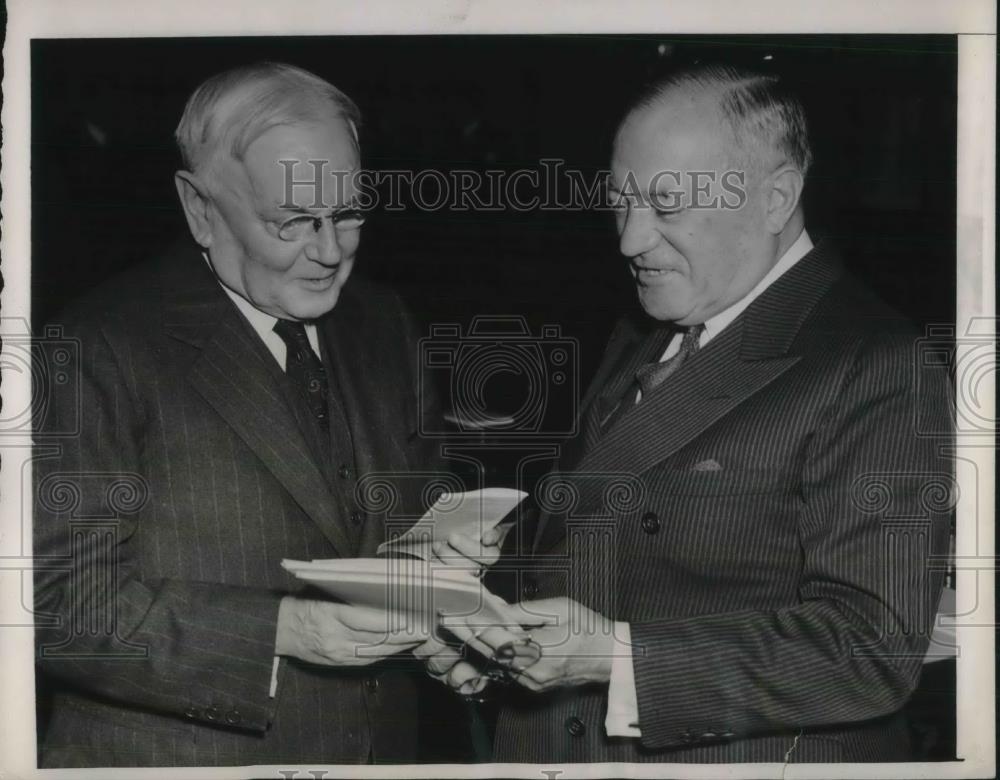 1940 Press Photo Dr OMW Sprague Director Of Massachusetts Investor Trust - Historic Images