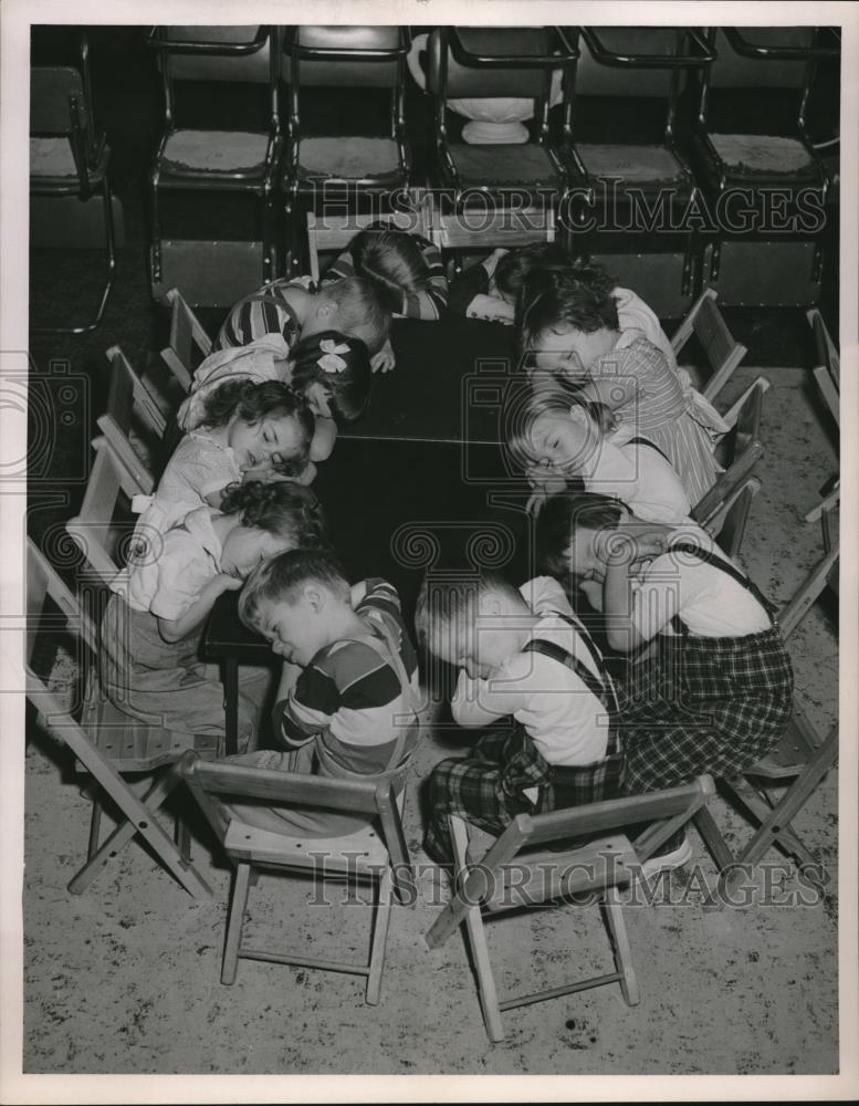 1951 Press Photo Children Rest Around Table In Their Classroom - neb93050 - Historic Images