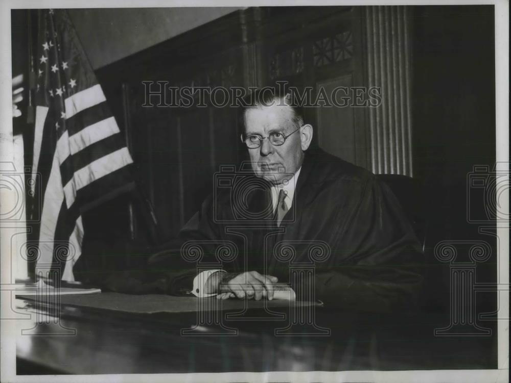 1934 Press Photo Judge Albert L Watson of US Supreme Court - neb91031 - Historic Images