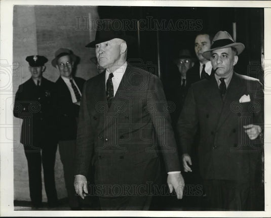 1938 Press Photo James J. Hines Arrives at Supreme Court & Joseph Shalleck - Historic Images