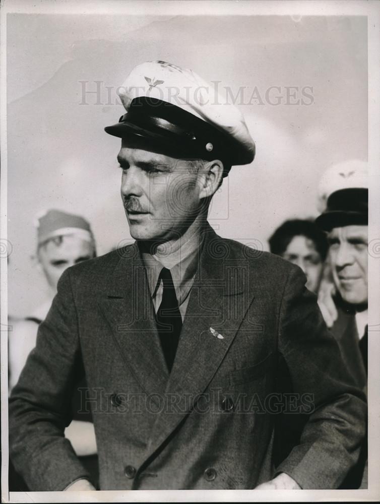 1934 Press Photo William Alexander, Pilot Arrives in New York - Historic Images