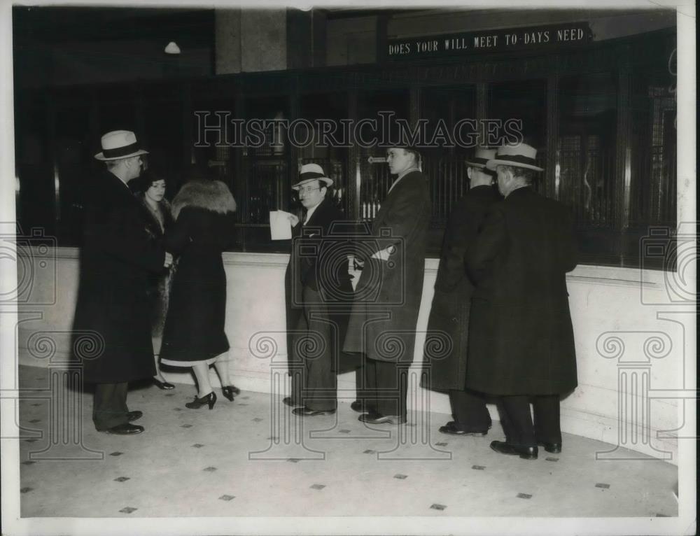 1933 Press Photo Empire Trus Company on Broadway - neb91121 - Historic Images