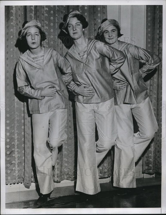 1934 Press Photo Phoebe Harding, Natalie Elkins, Betty Downes, Charity Ball - Historic Images
