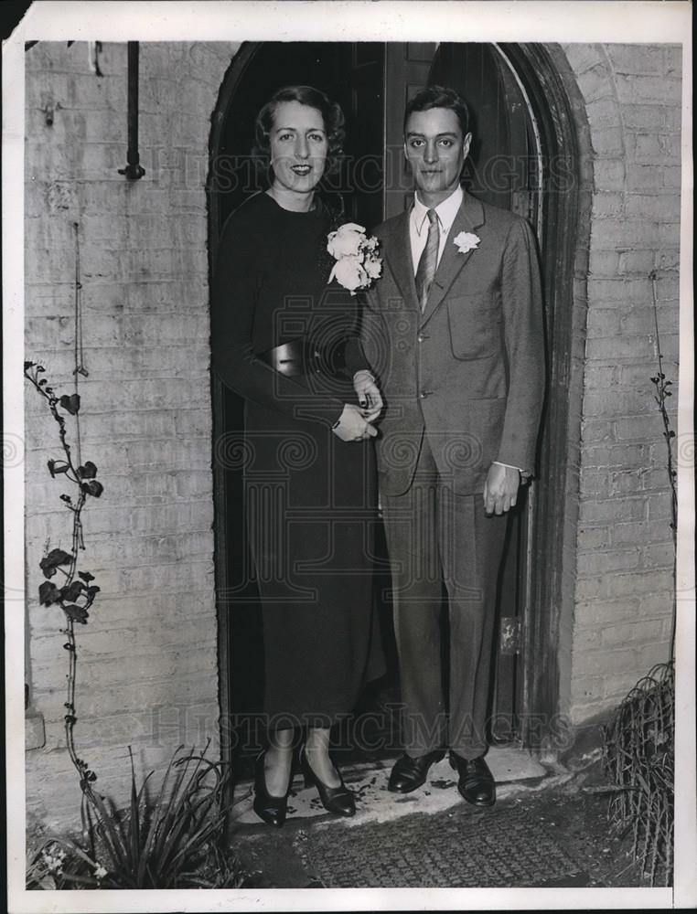 1935 Press Photo Mr. &amp; Mrs. Daniel Lord Following Their Marriage in New York - Historic Images