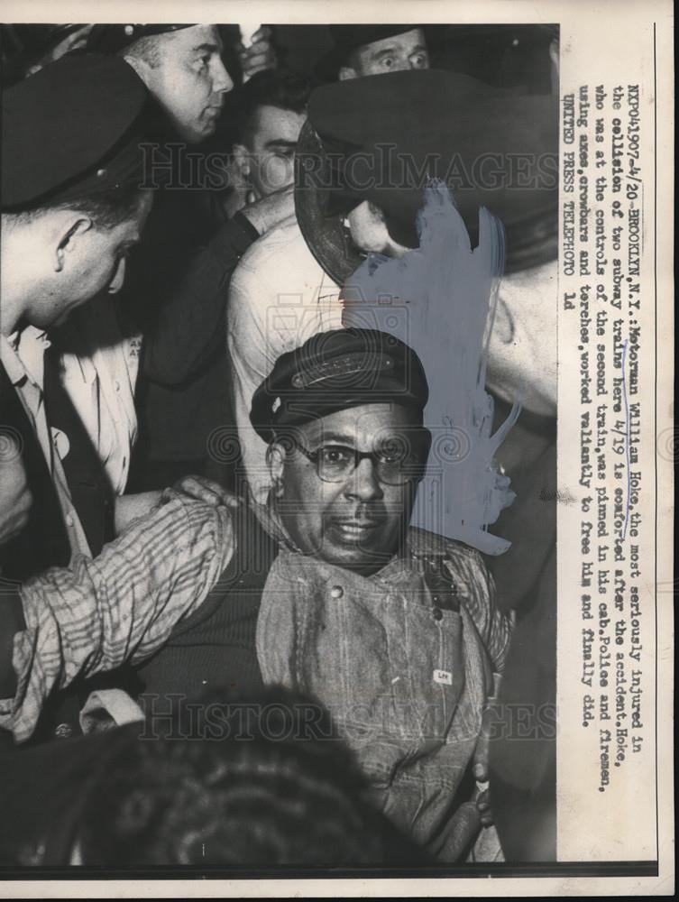 1957 Press Photo Motorman William Hoke Injured Collision of 2 Subway Trains - Historic Images