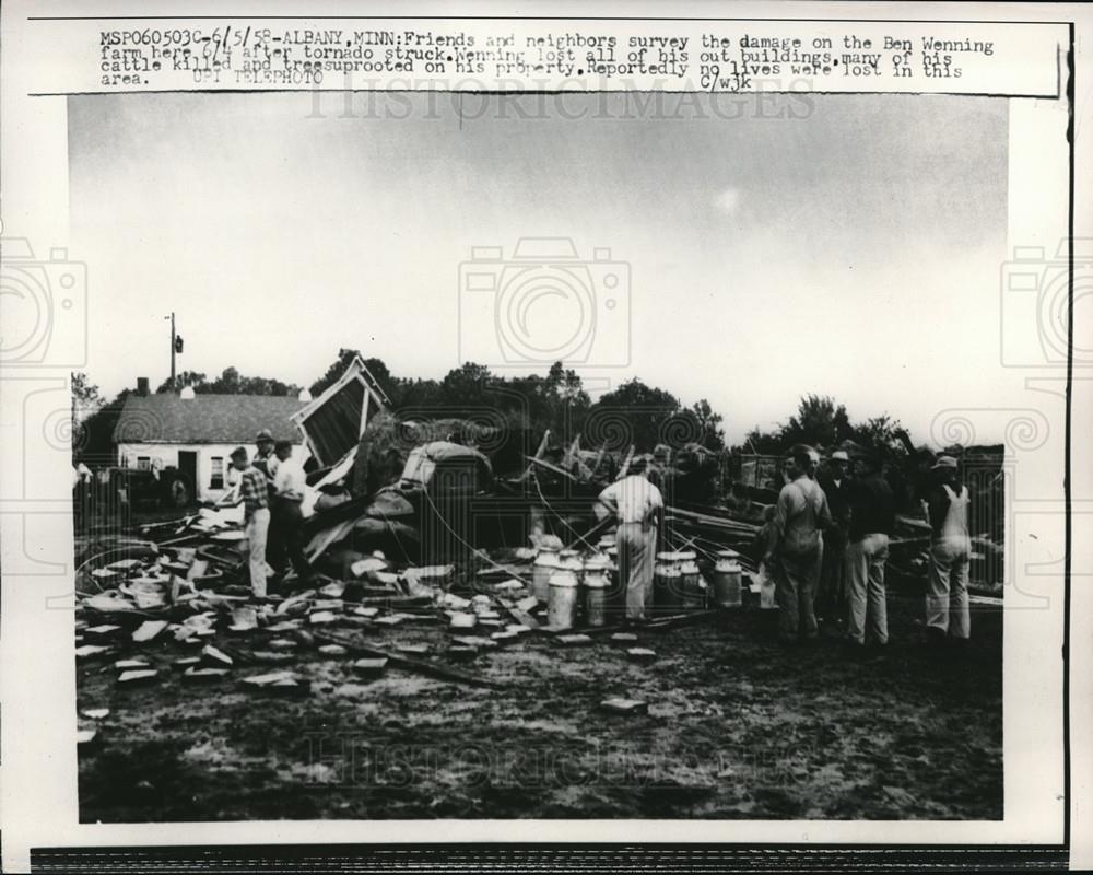 1958 Press Photo Albany MN Tornado struck Wenning farm lost all buildings cattle - Historic Images